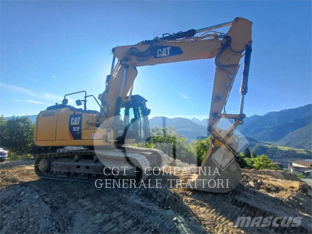 CAT 323F SA Гусеничные экскаваторы