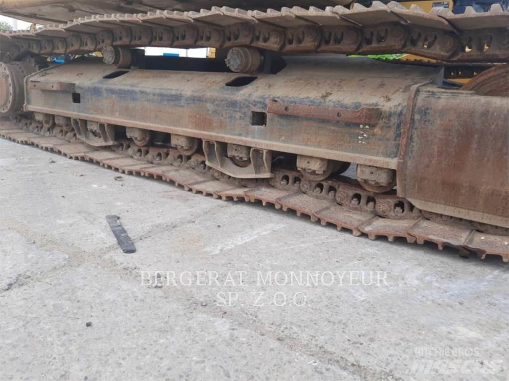 CAT 323FL Гусеничные экскаваторы