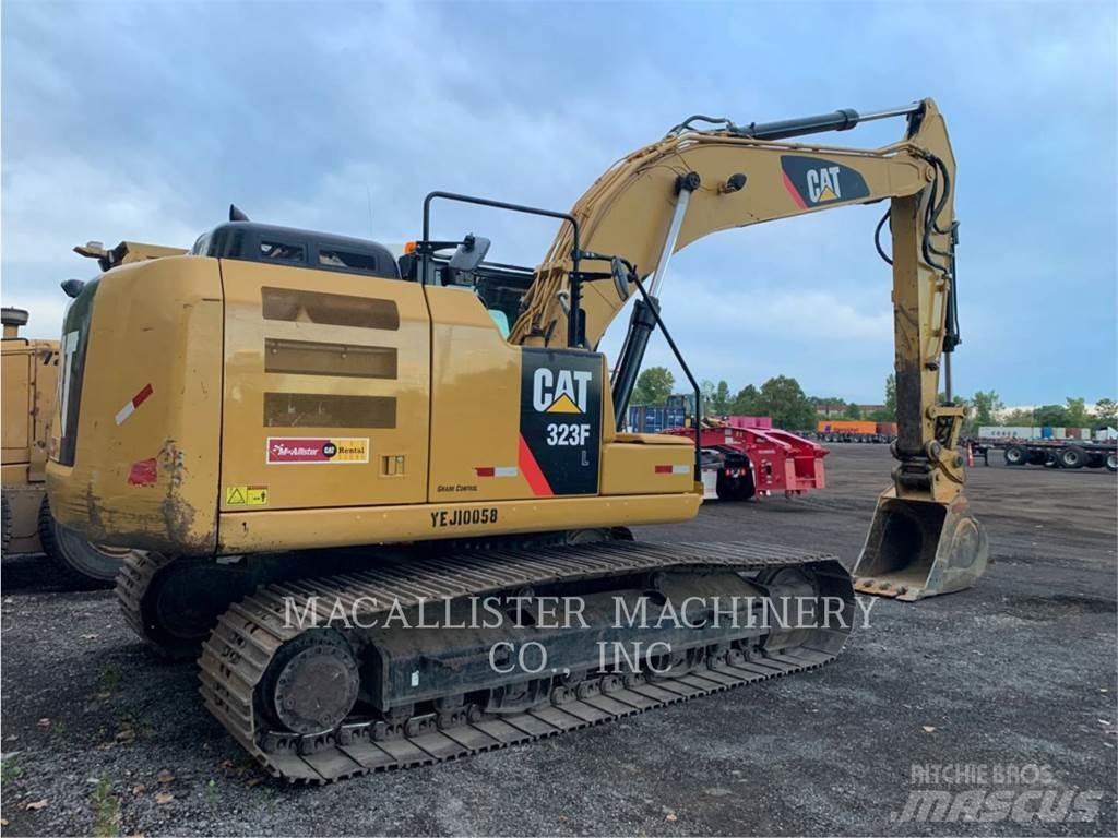 CAT 323FL Гусеничные экскаваторы