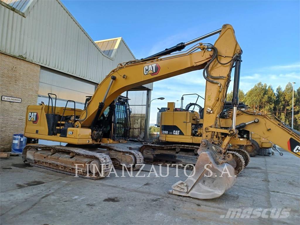 CAT 323L Гусеничные экскаваторы