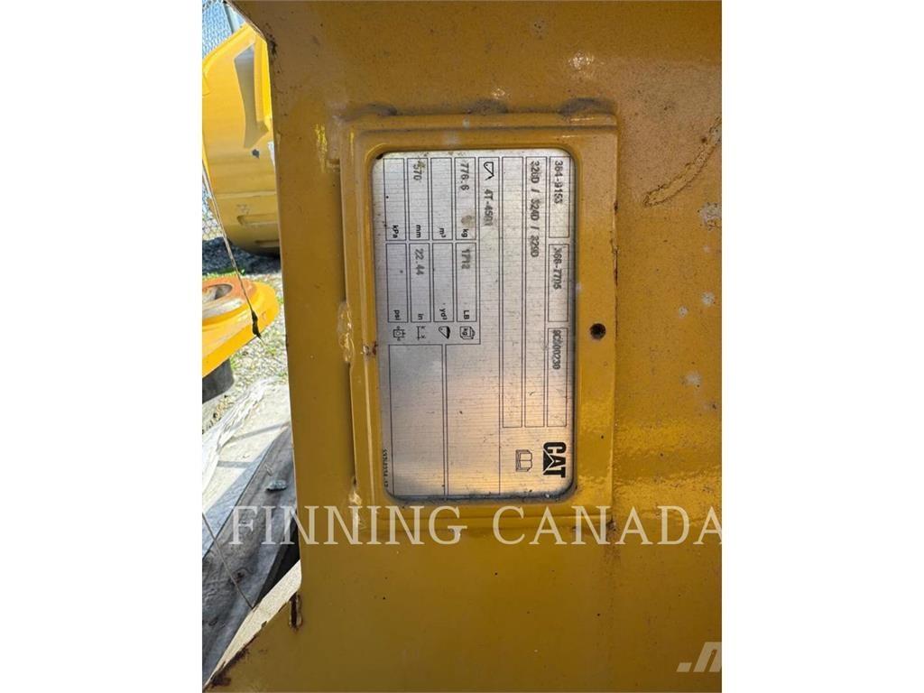 CAT 324-RP-51 Навесные рыхлители