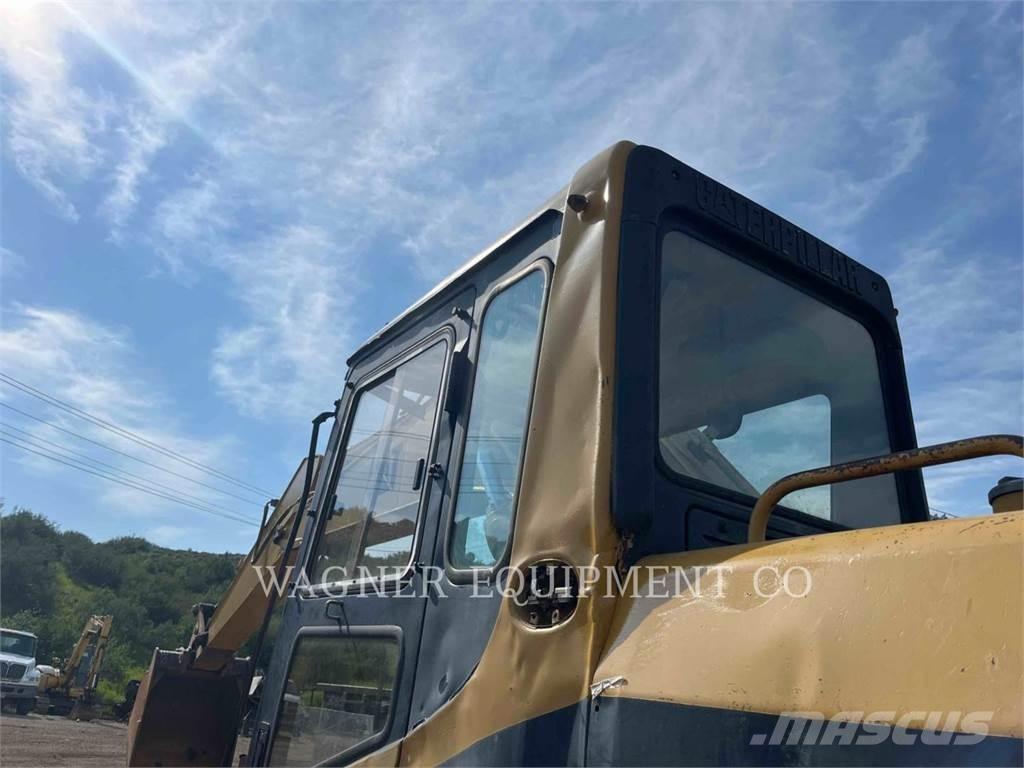 CAT 325 Гусеничные экскаваторы