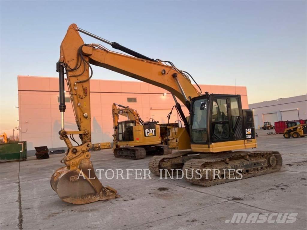 CAT 325FLCR 2D Гусеничные экскаваторы