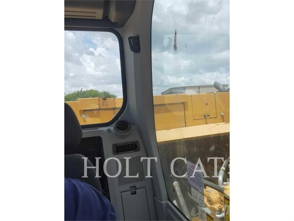 CAT 326 LRF Гусеничные экскаваторы