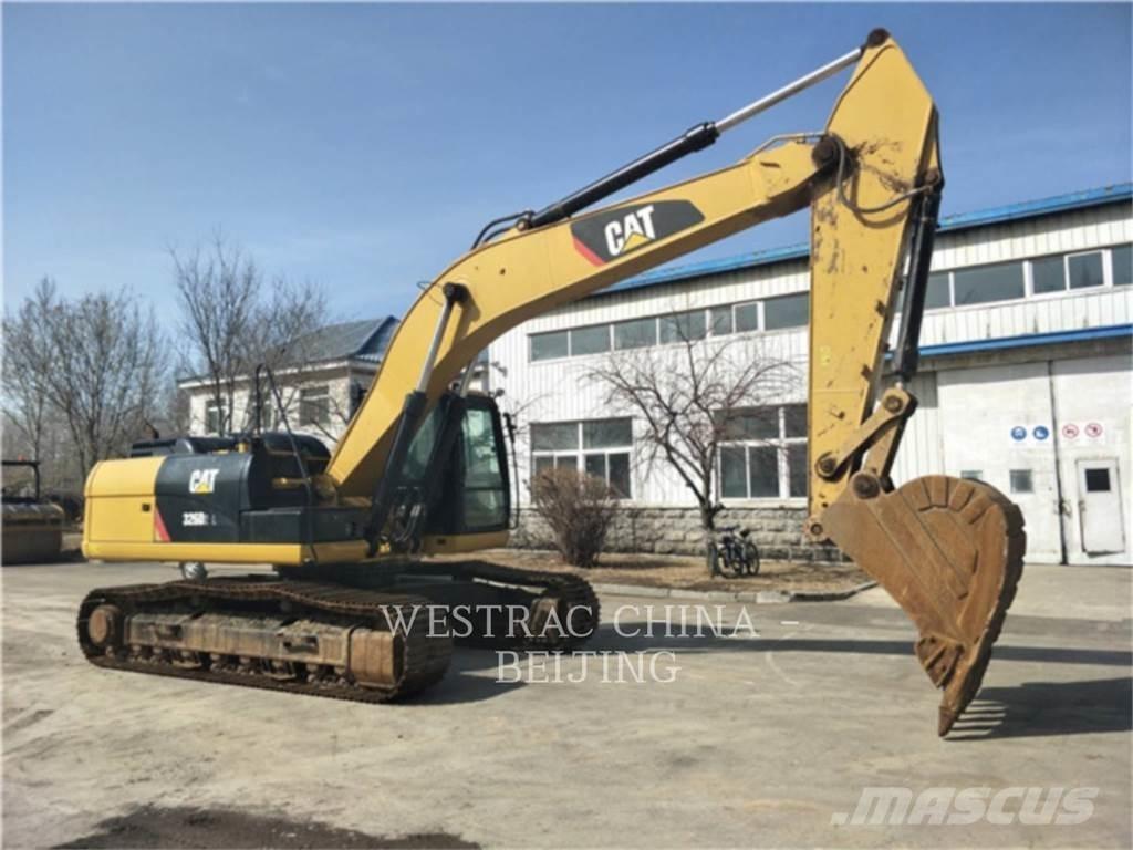 CAT 326D2L Гусеничные экскаваторы