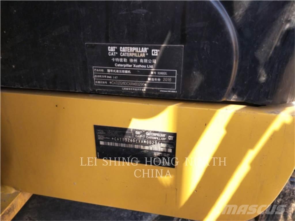 CAT 326D2L Гусеничные экскаваторы