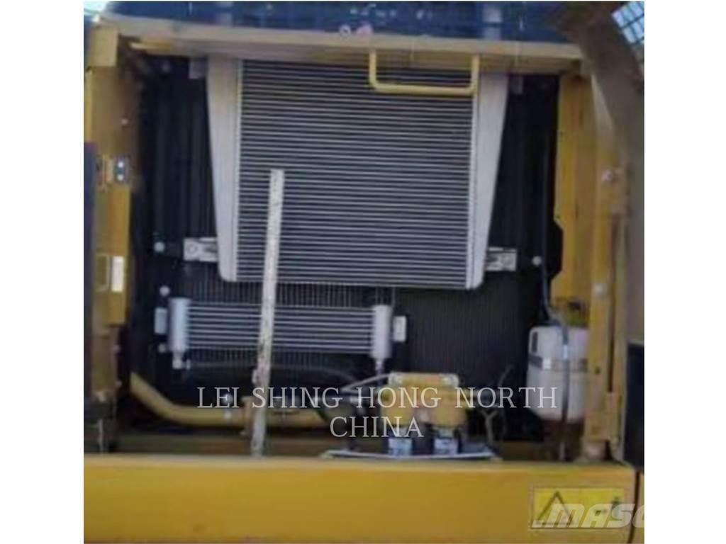 CAT 326D2L Гусеничные экскаваторы