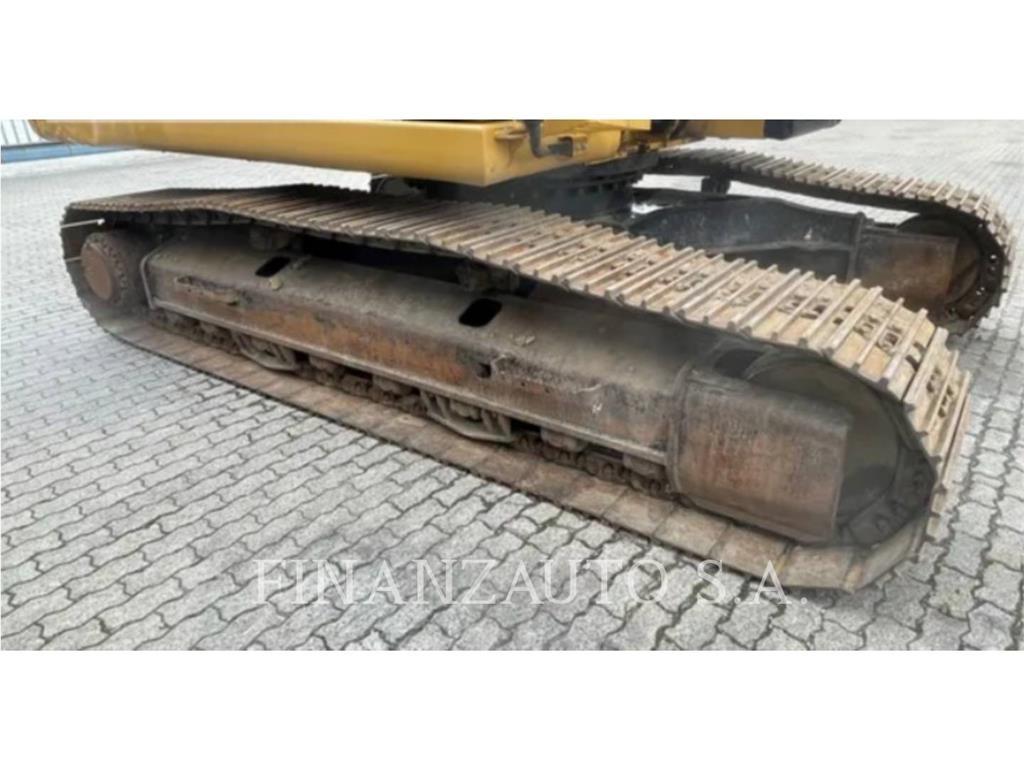 CAT 326F Гусеничные экскаваторы