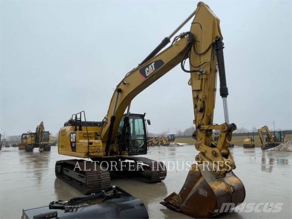 CAT 326FL Гусеничные экскаваторы