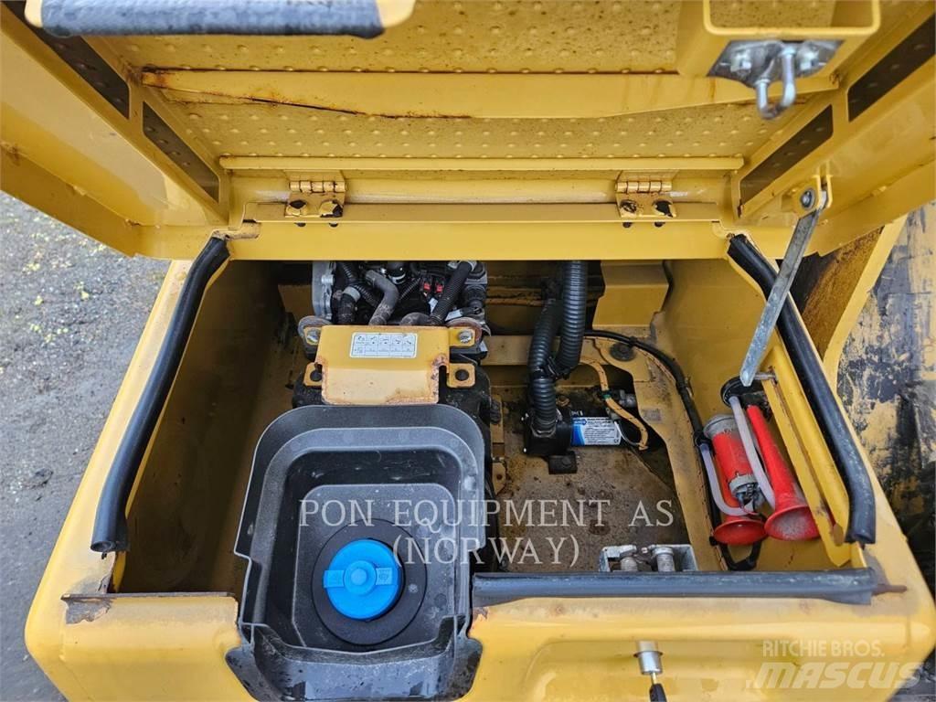 CAT 326FL Гусеничные экскаваторы