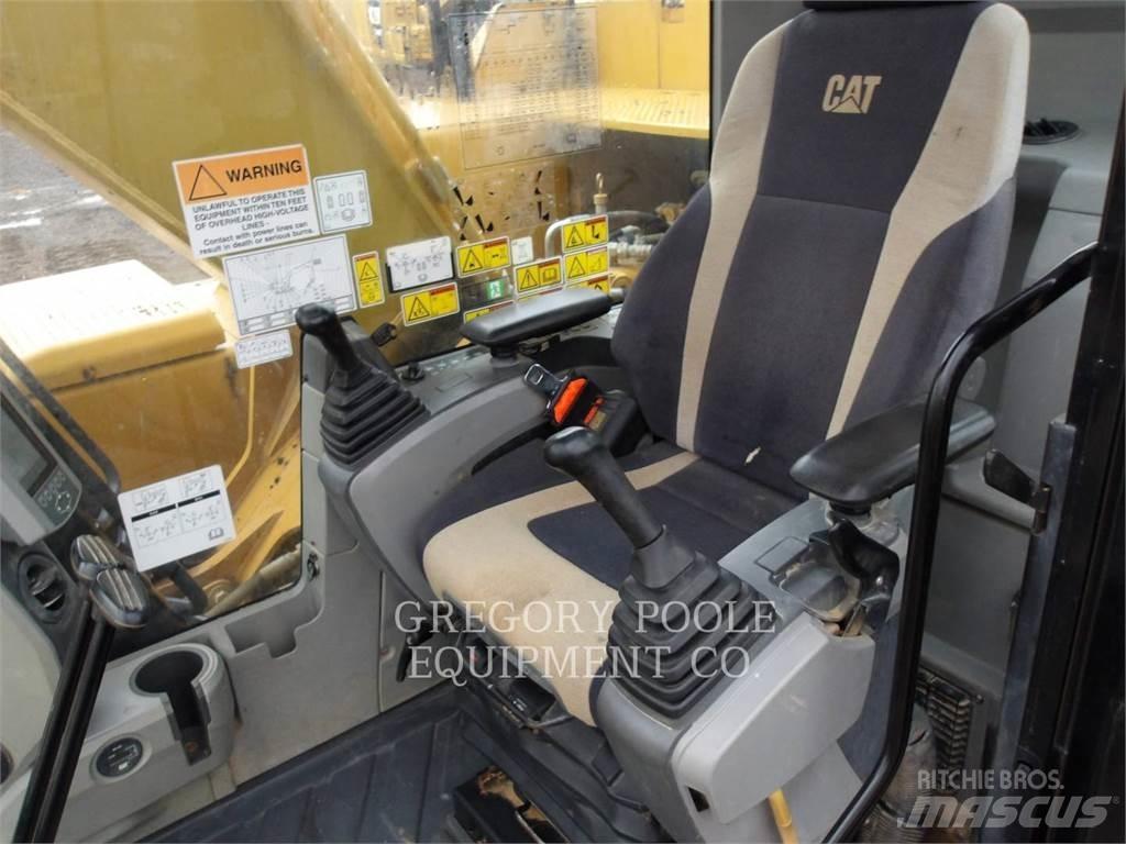 CAT 326FL Гусеничные экскаваторы