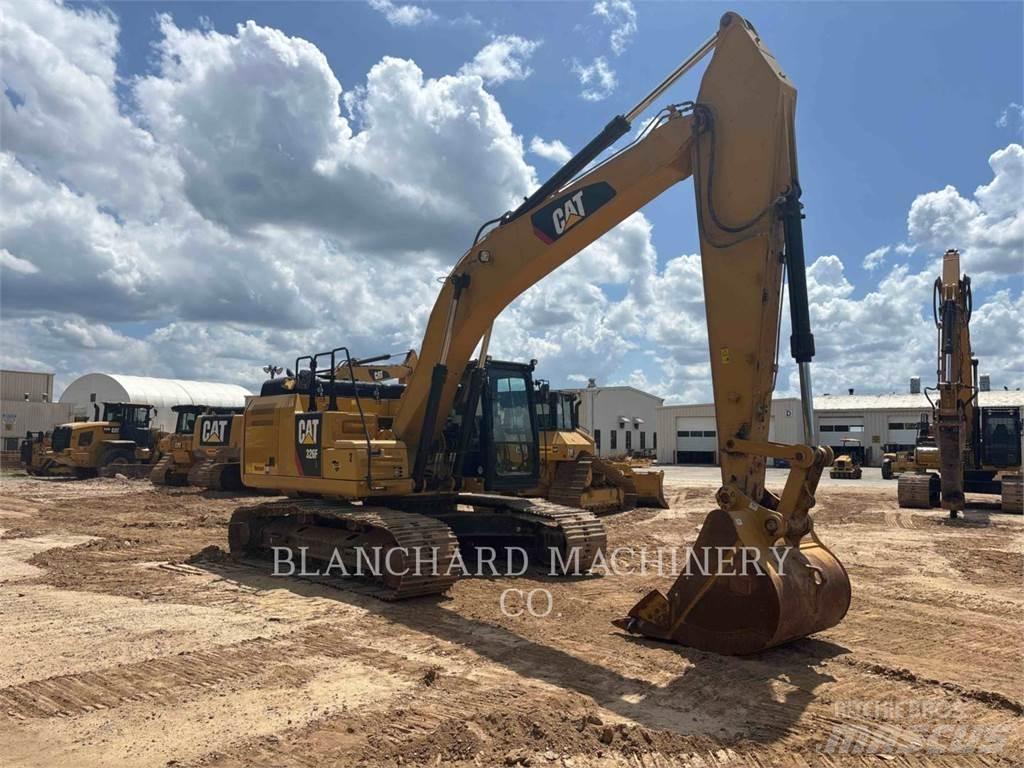 CAT 326FL Гусеничные экскаваторы