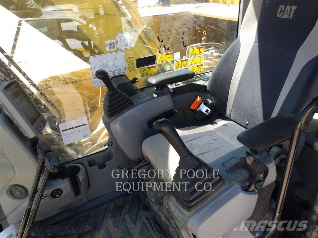 CAT 326FL Гусеничные экскаваторы