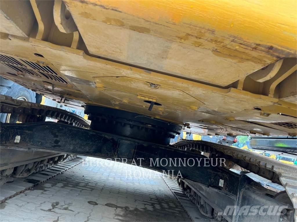 CAT 326FLN Гусеничные экскаваторы