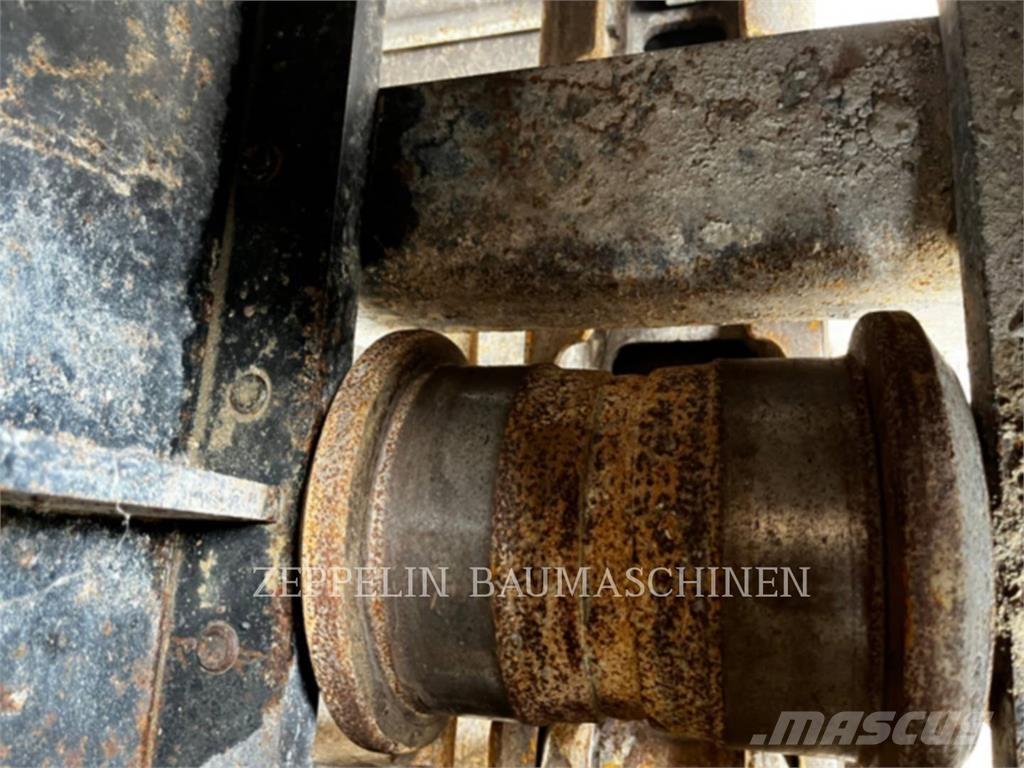 CAT 326FLN Гусеничные экскаваторы