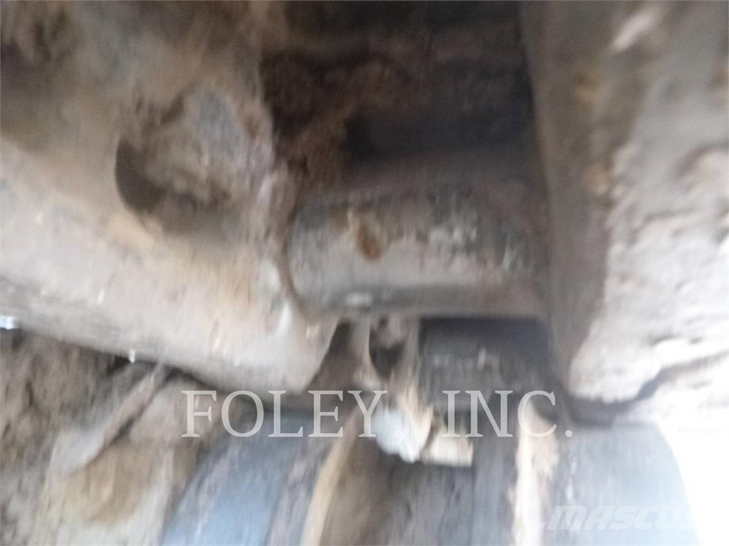 CAT 328DLCR Гусеничные экскаваторы