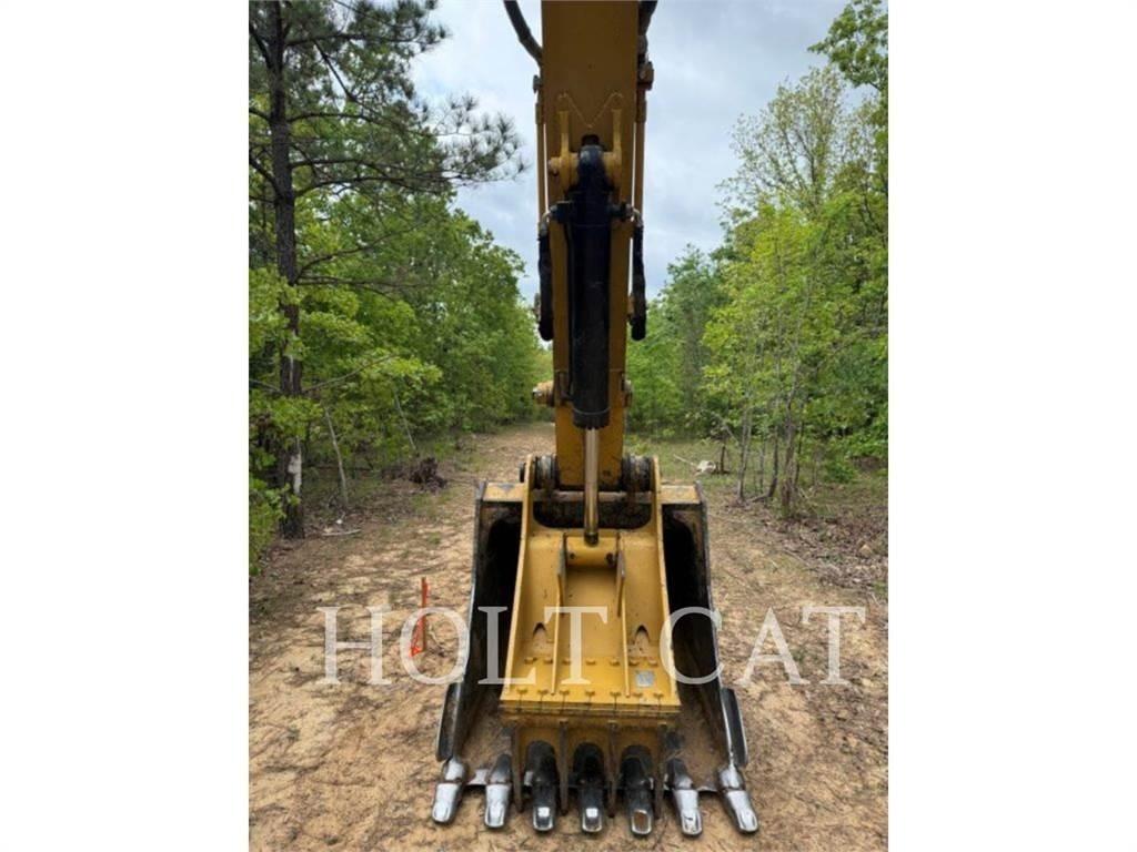CAT 329FL Гусеничные экскаваторы