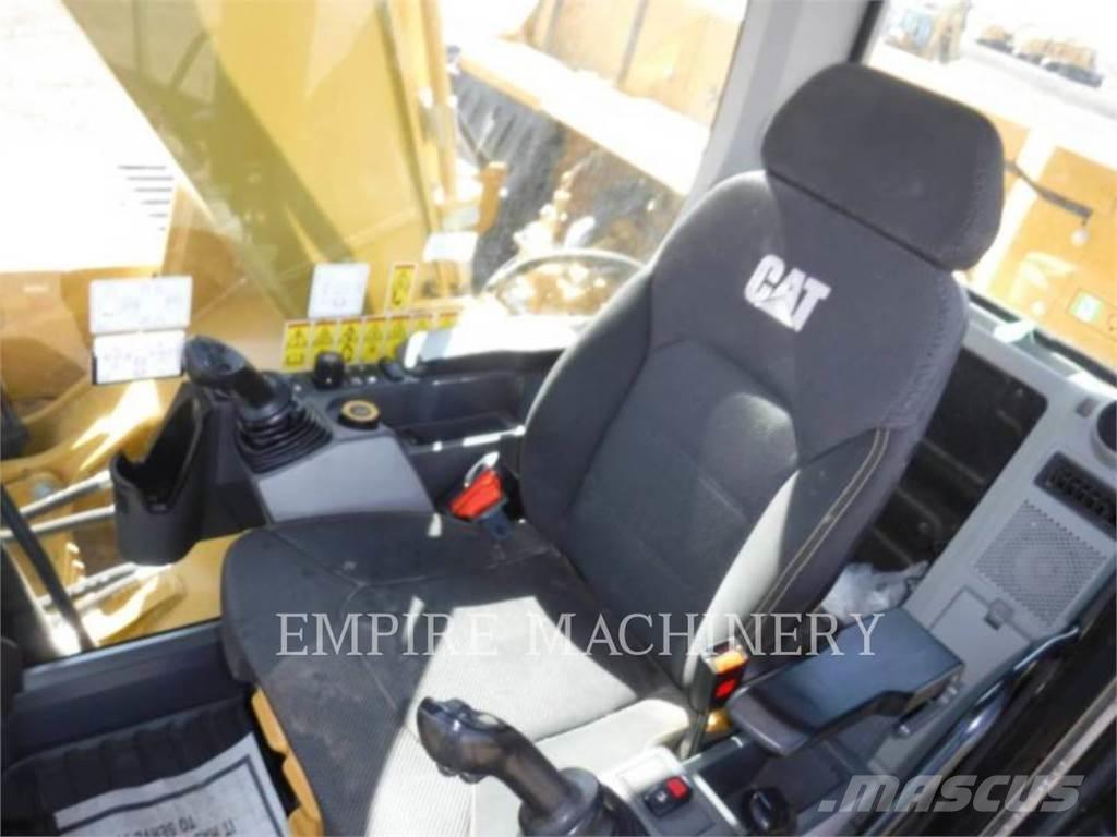 CAT 330-07 Гусеничные экскаваторы