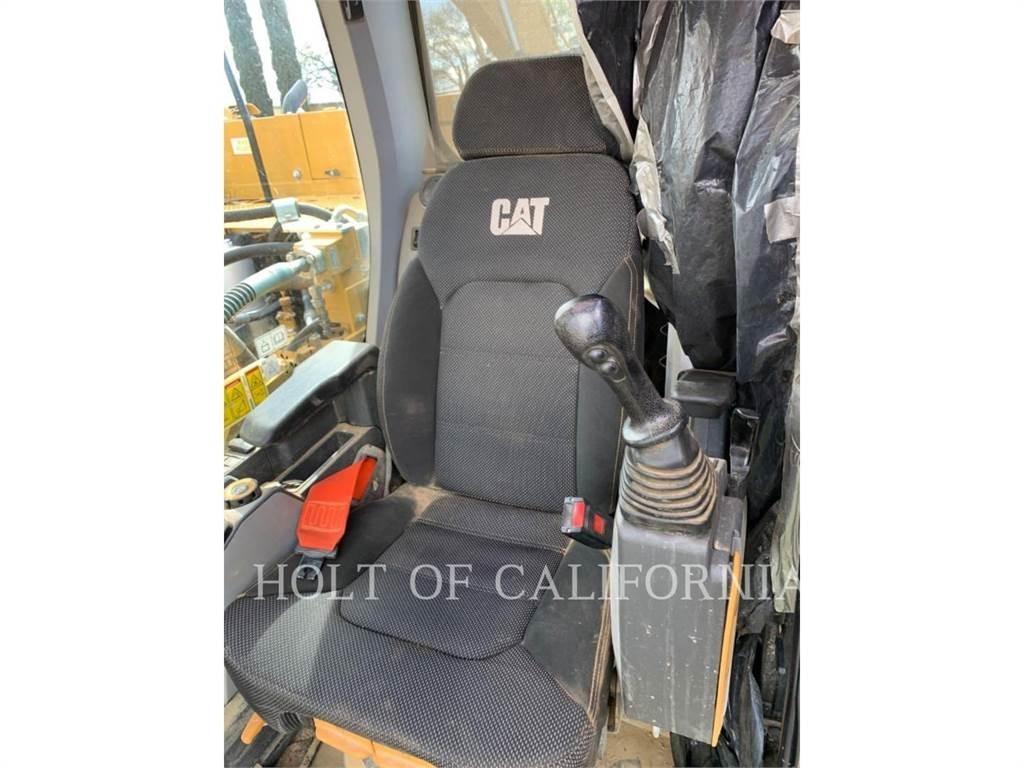 CAT 330 2D Гусеничные экскаваторы