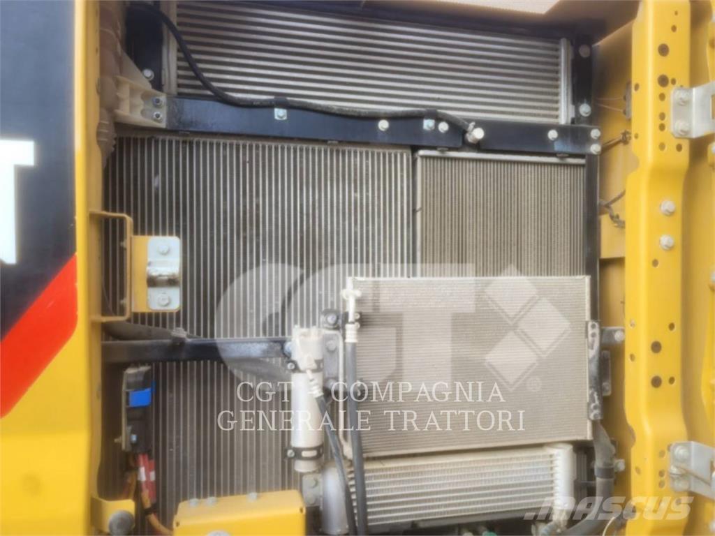 CAT 330 NG Гусеничные экскаваторы