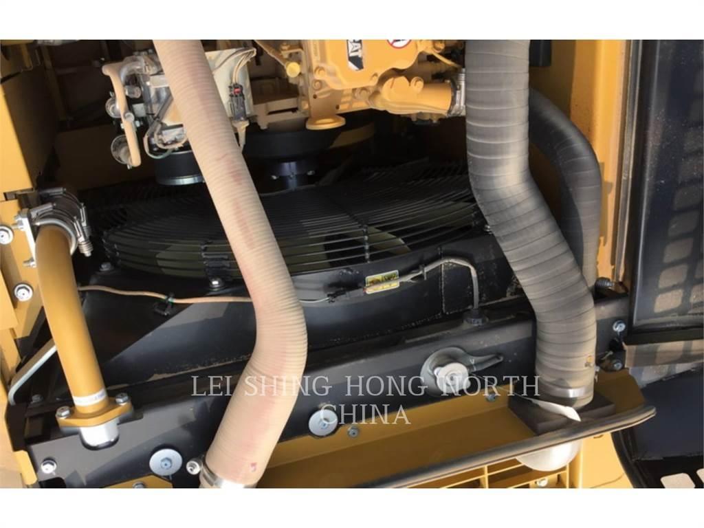 CAT 330D2L Гусеничные экскаваторы