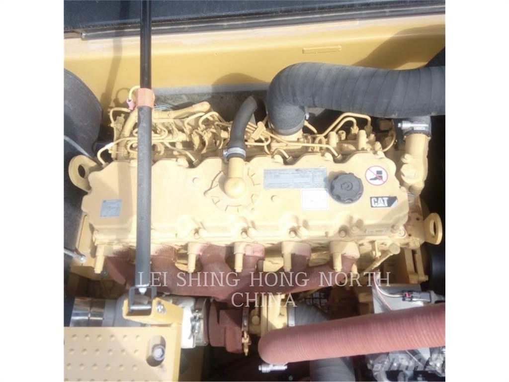 CAT 330D2L Гусеничные экскаваторы