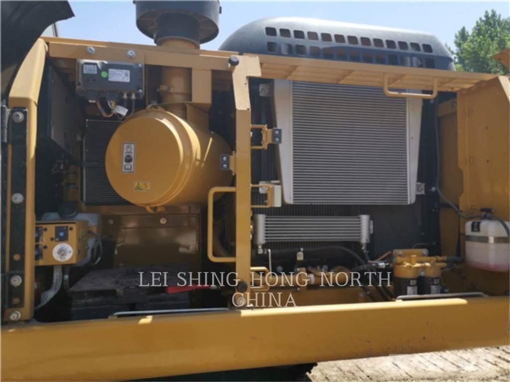 CAT 330D2L Гусеничные экскаваторы