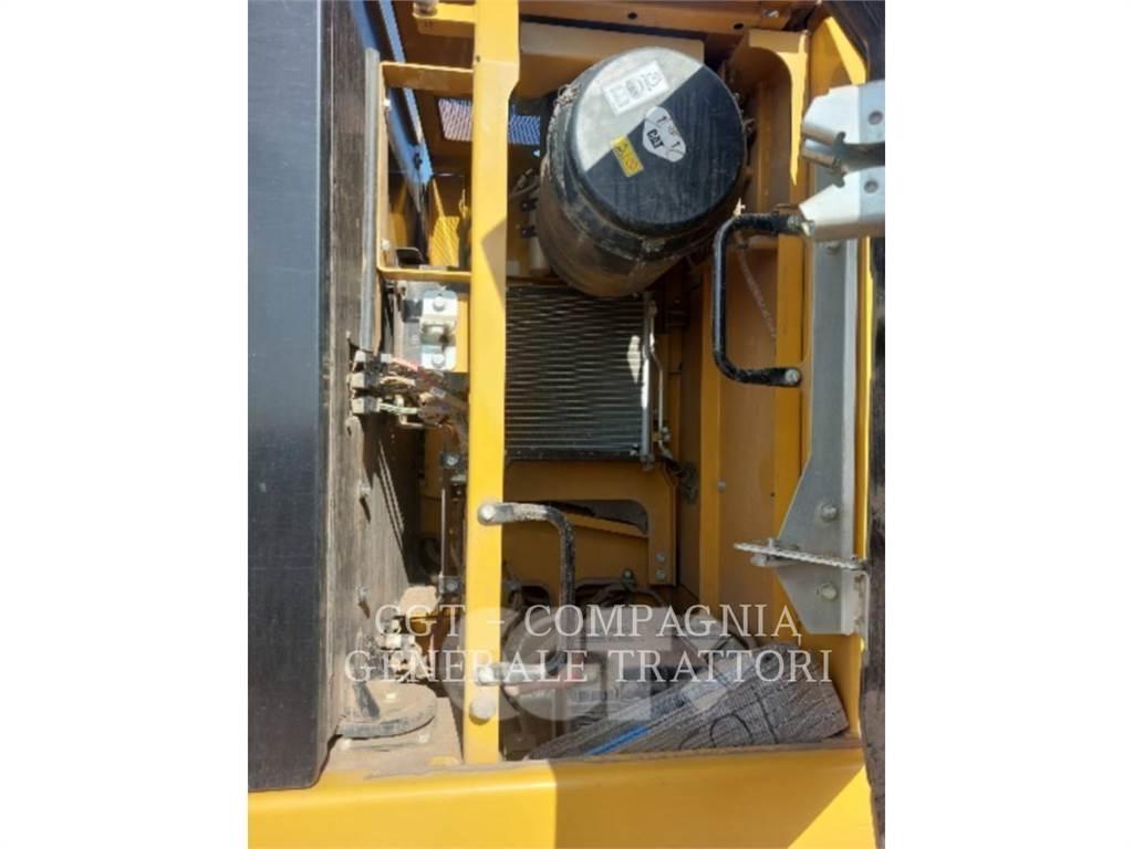 CAT 330F Гусеничные экскаваторы