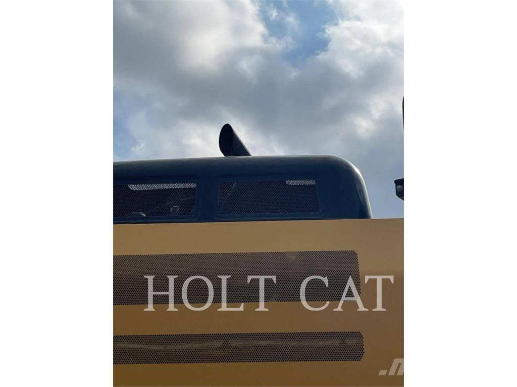 CAT 330FL TC Гусеничные экскаваторы