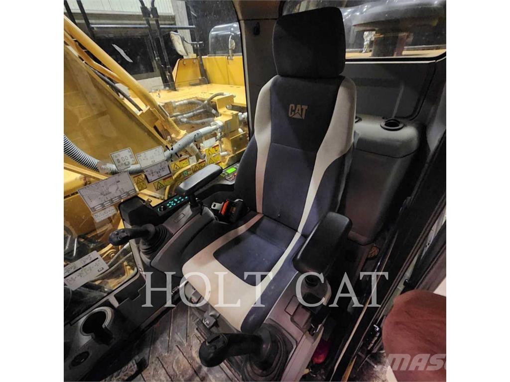 CAT 330FL TC Гусеничные экскаваторы