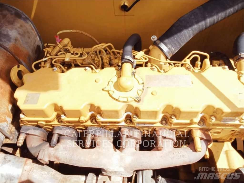 CAT 330GC Гусеничные экскаваторы