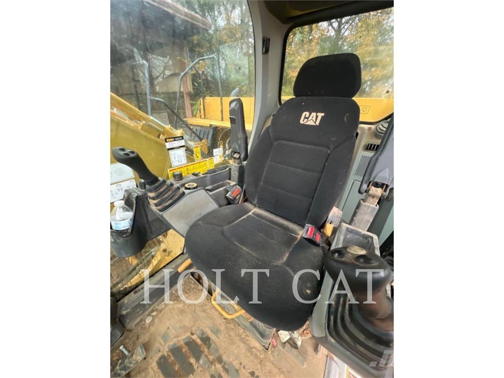 CAT 330GC Гусеничные экскаваторы
