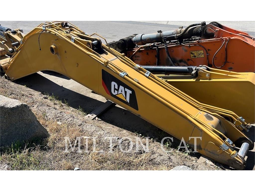 CAT 330GC REACH BOOM Коленчатые подъемники