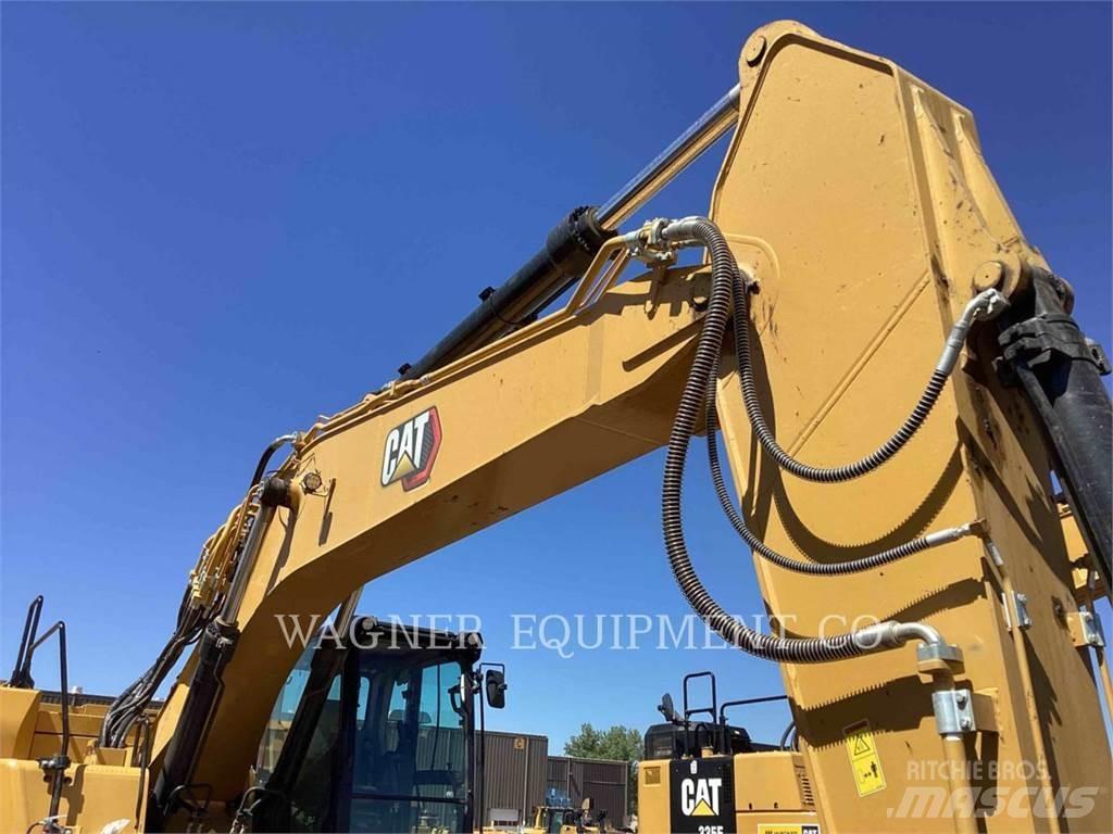 CAT 335 Гусеничные экскаваторы