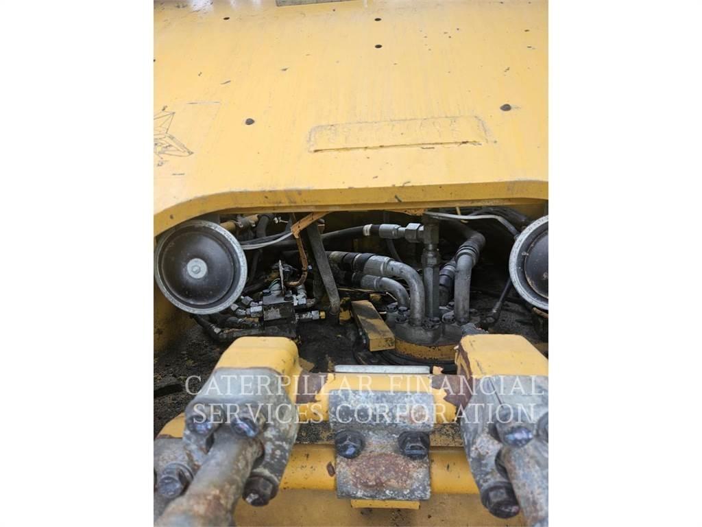 CAT 336FL Гусеничные экскаваторы