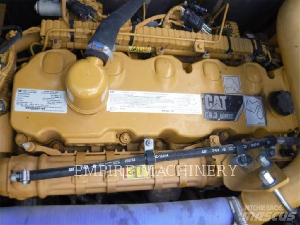 CAT 336FL Гусеничные экскаваторы