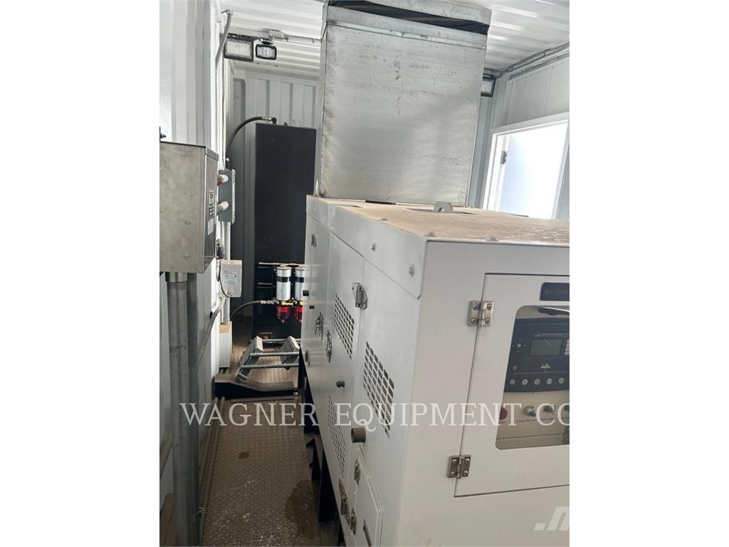 CAT 3412C 800KW Другие генераторы