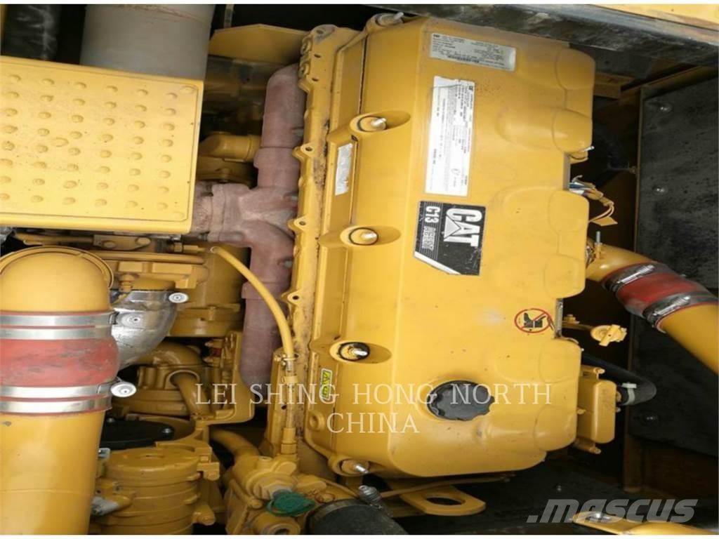 CAT 349D2 Гусеничные экскаваторы