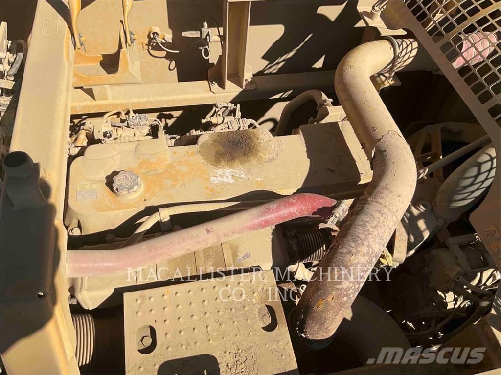 CAT 349FL Гусеничные экскаваторы