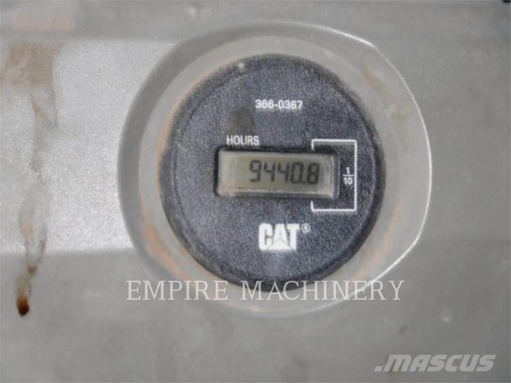 CAT 349FL Гусеничные экскаваторы