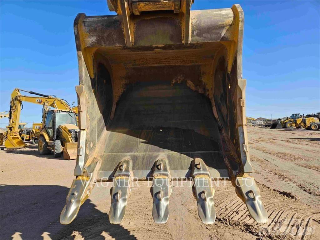 CAT 374 Гусеничные экскаваторы