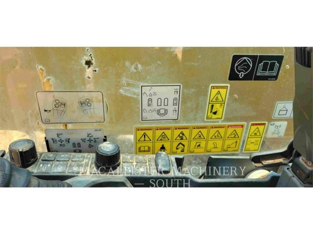 CAT 374 Гусеничные экскаваторы