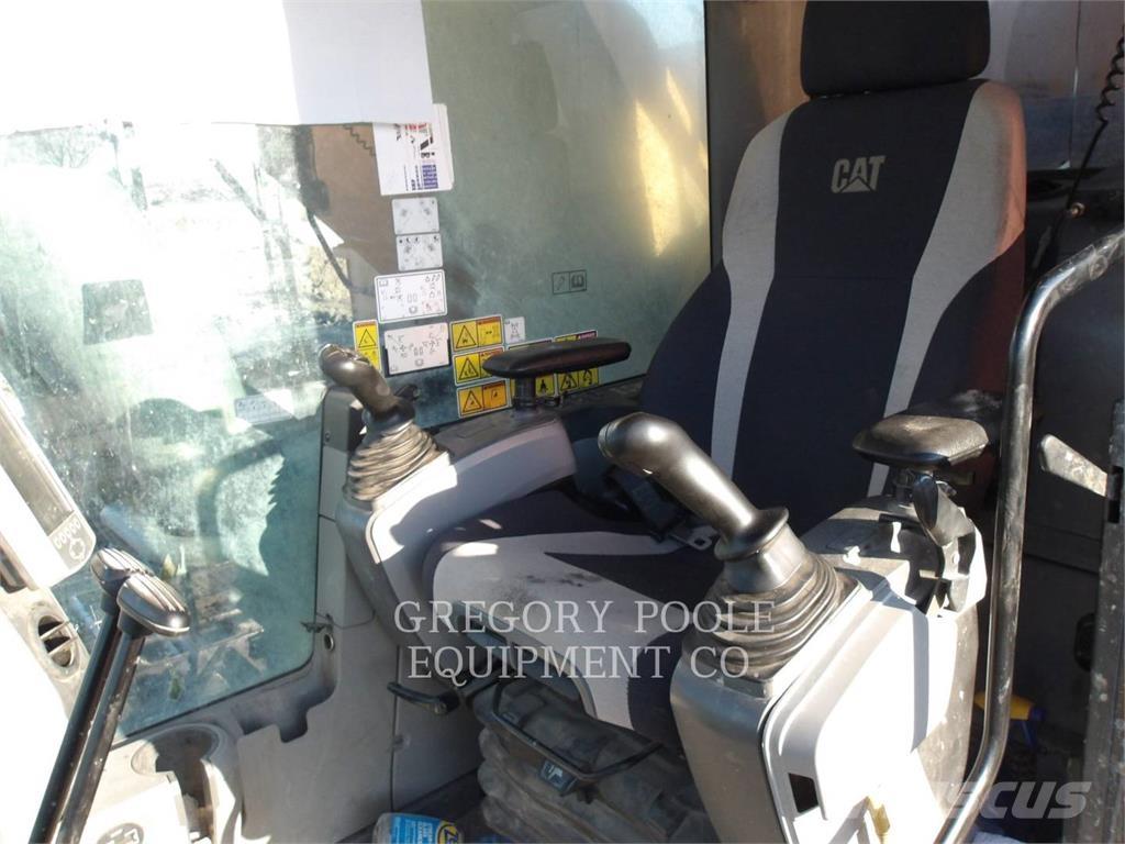 CAT 374FL Гусеничные экскаваторы