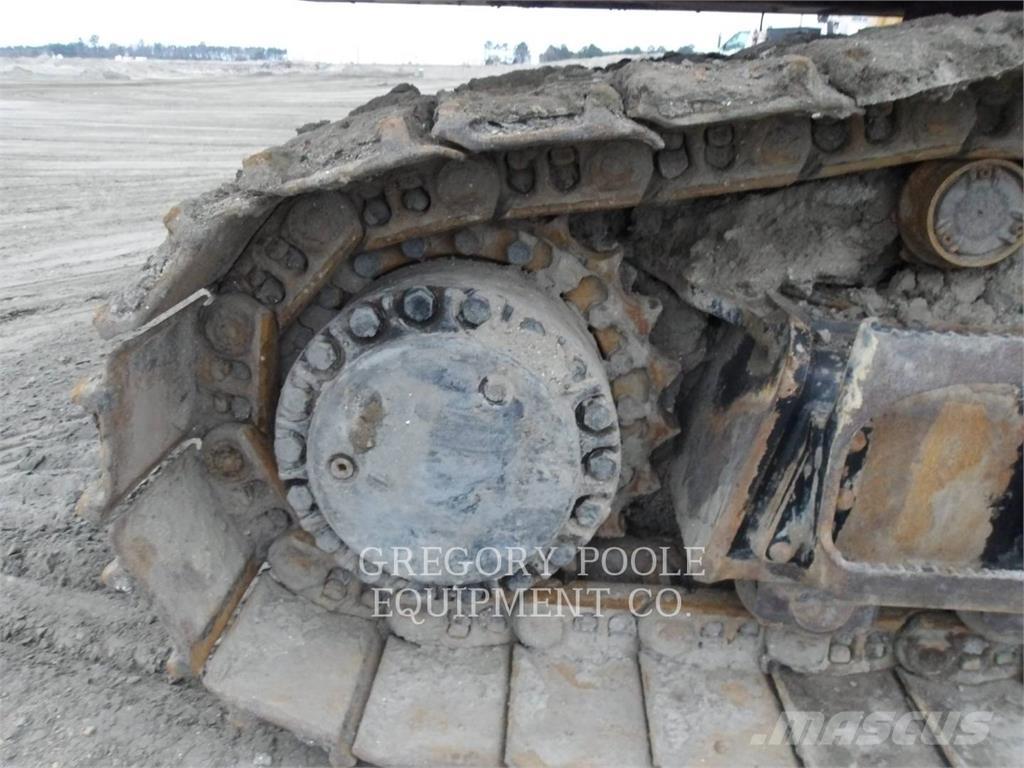 CAT 374FL Гусеничные экскаваторы