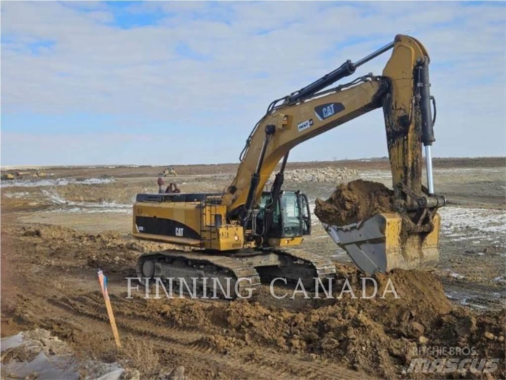 CAT 390D Гусеничные экскаваторы