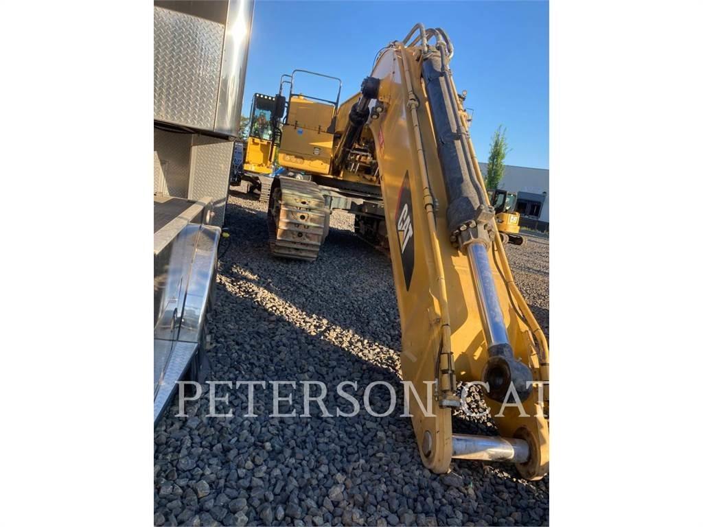CAT 390FL Гусеничные экскаваторы