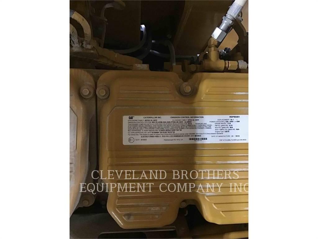CAT 390FL Гусеничные экскаваторы
