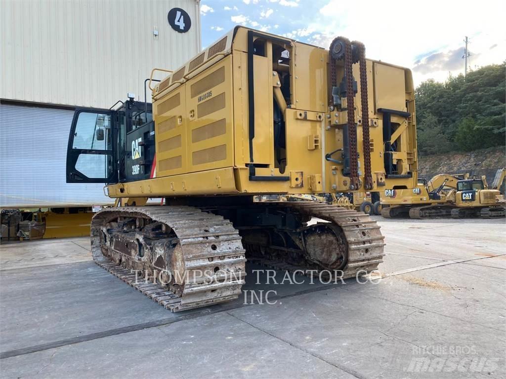 CAT 390FL Гусеничные экскаваторы