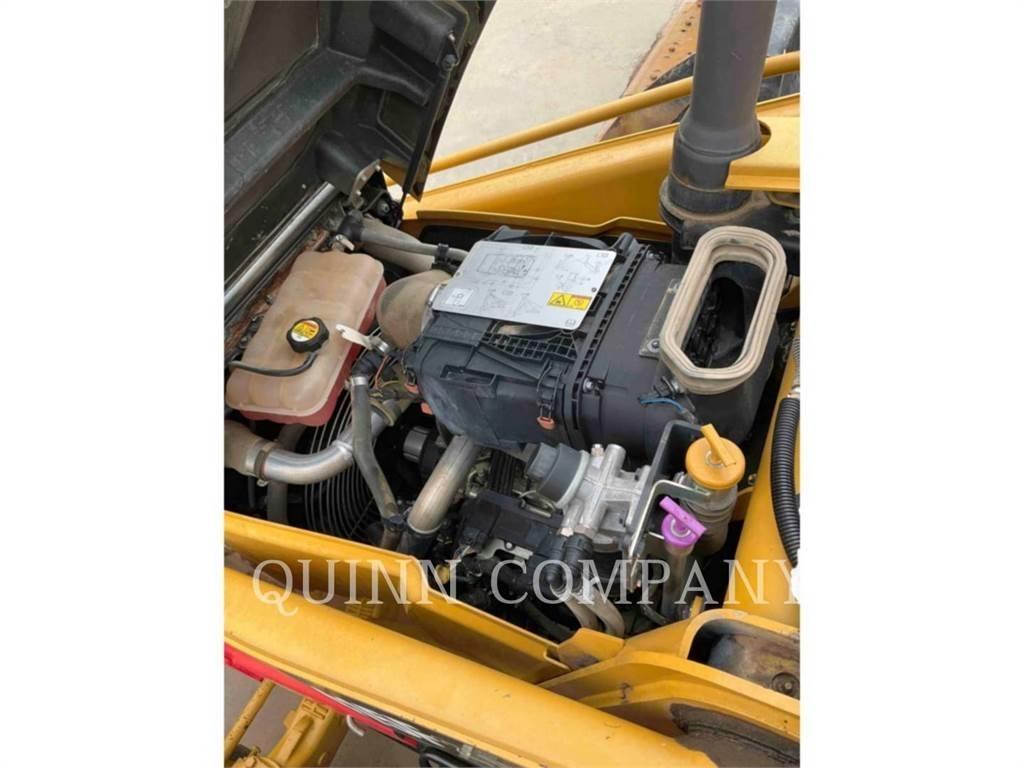 CAT 415F2 IL Экскаваторы-погрузчики