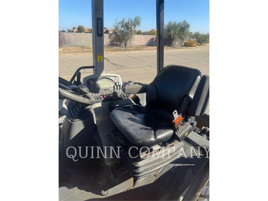 CAT 415F2IL Экскаваторы-погрузчики